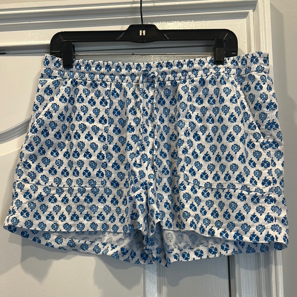 Blue Floral Print Women’s Shorts